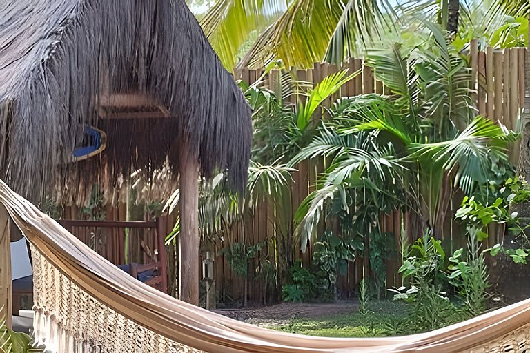 Casa Licuri Praia de Algodões, na beira do mar.